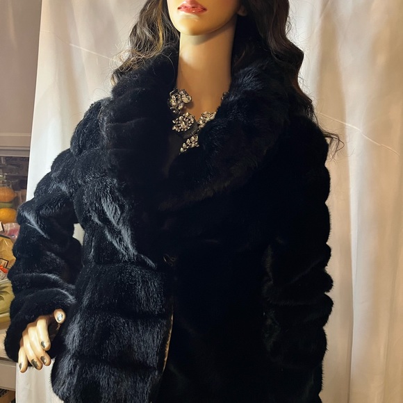 Ideology black Faux Fur Jacket - Picture 6 of 9